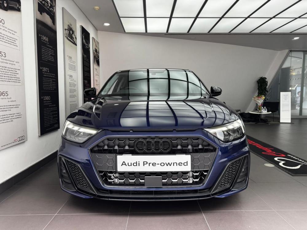 AUDI A1 SPORTBACK 30 TFSI BLACK EDITION S-TRONIC, image 2