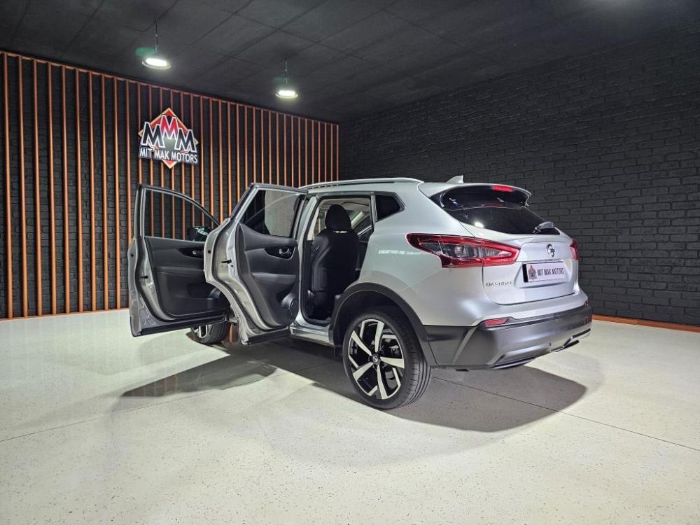 Nissan Qashqai 1.5dCi Acenta Plus, image 2