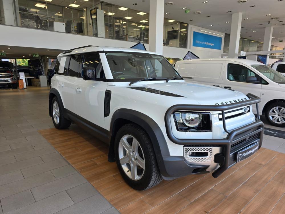 Land Rover Defender 110 D240 SE (177KW), image 1