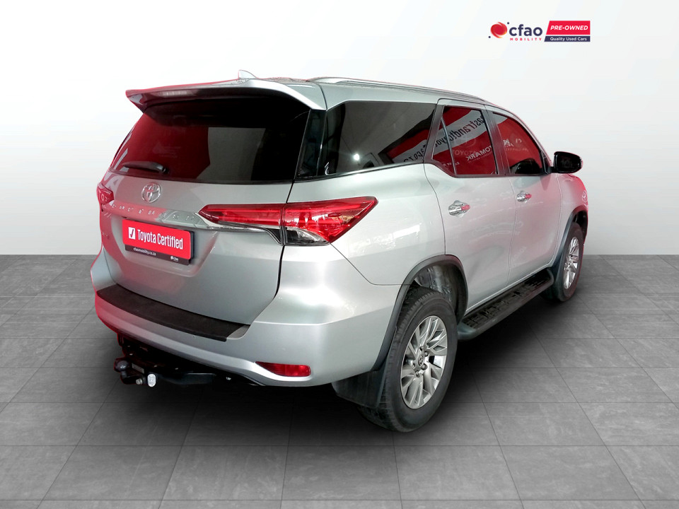 TOYOTA FORTUNER 2.8GD-6 R/B A/T, image 2