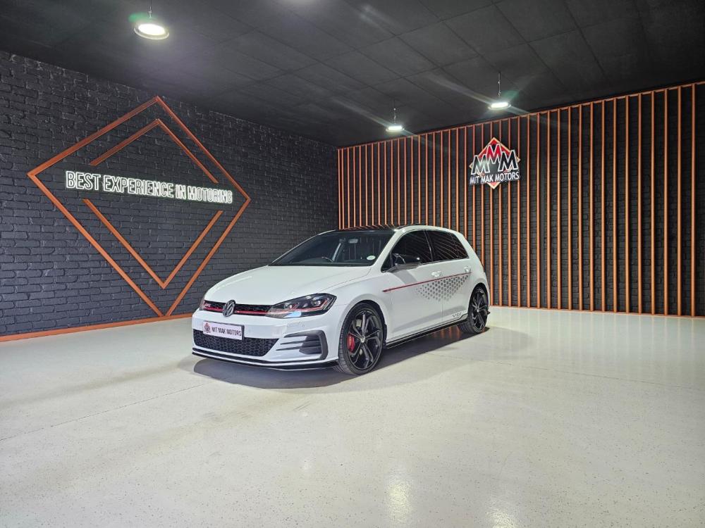 Volkswagen Golf 2.0 TSI GTI TCR DSG, image 1