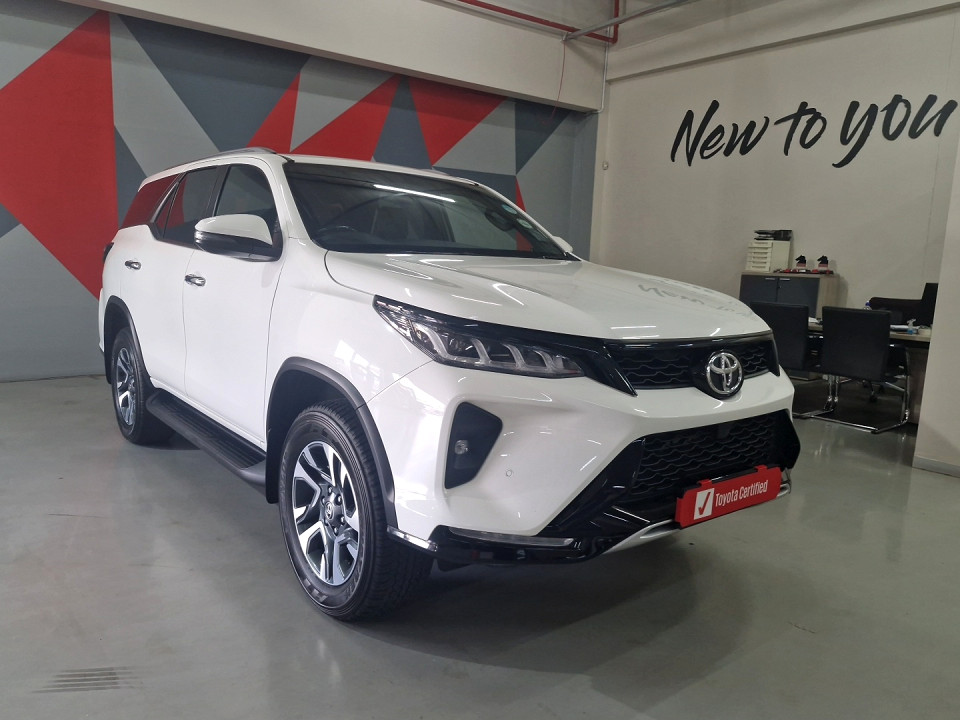 TOYOTA  FORTUNER 2.8GD-6 R/B A/T, image 1