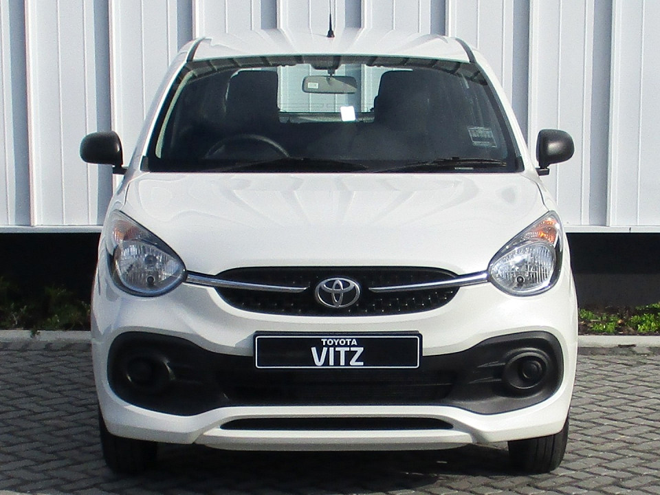 TOYOTA VITZ 1.0, image 2