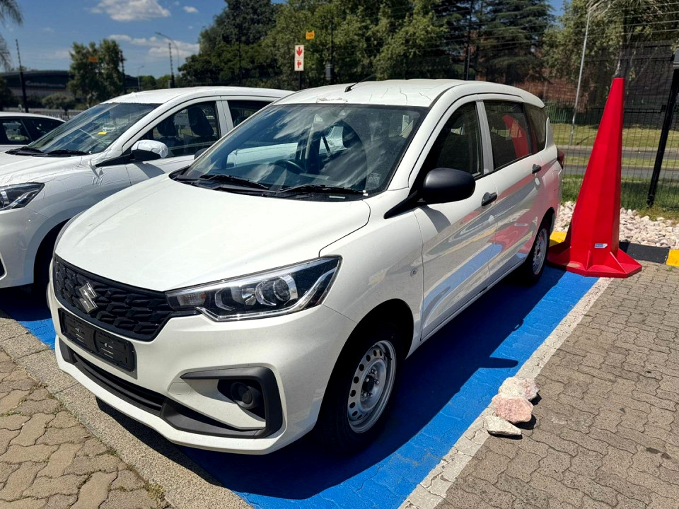 SUZUKI ERTIGA 1.5 GA, image 1
