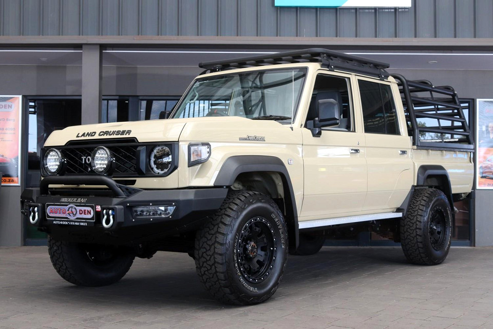 TOYOTA LAND CRUISER 79 2.8 GD-6 P/U D/C A/T, image 1