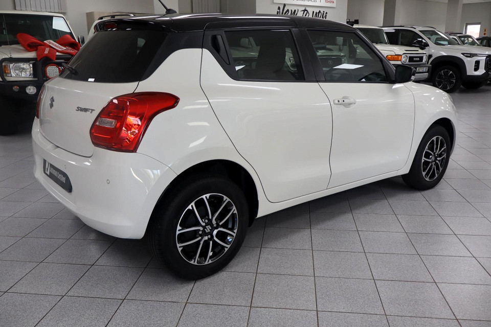SUZUKI SWIFT 1.2 GLX AMT, image 2
