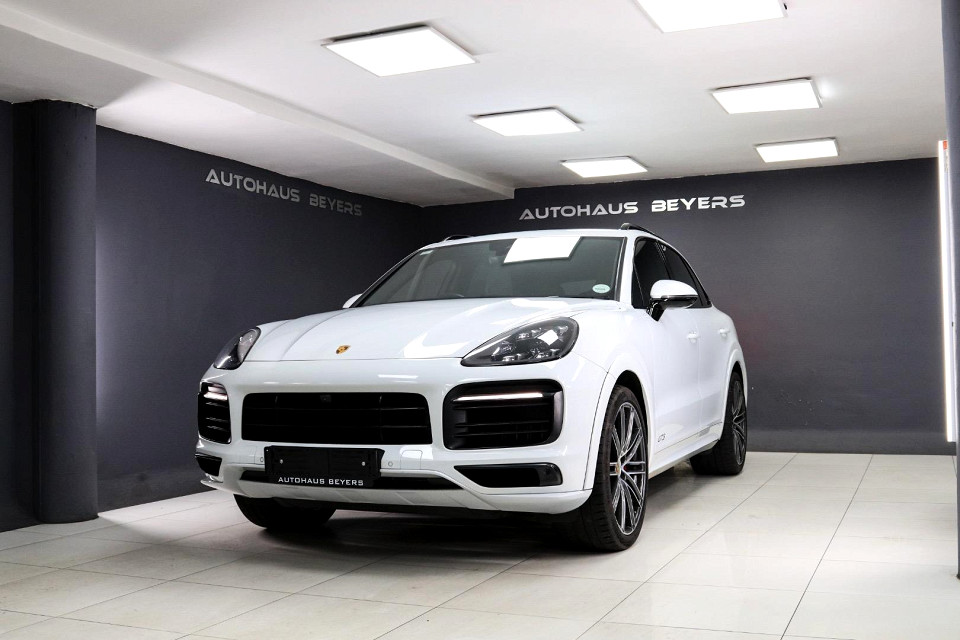 Porsche Cayenne GTS