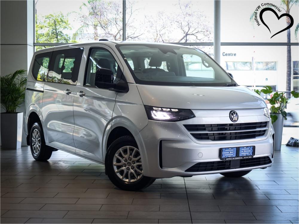 Volkswagen Transporter Kombi Life 2.0 TDI 8-Speed Automatic SWB, image 1