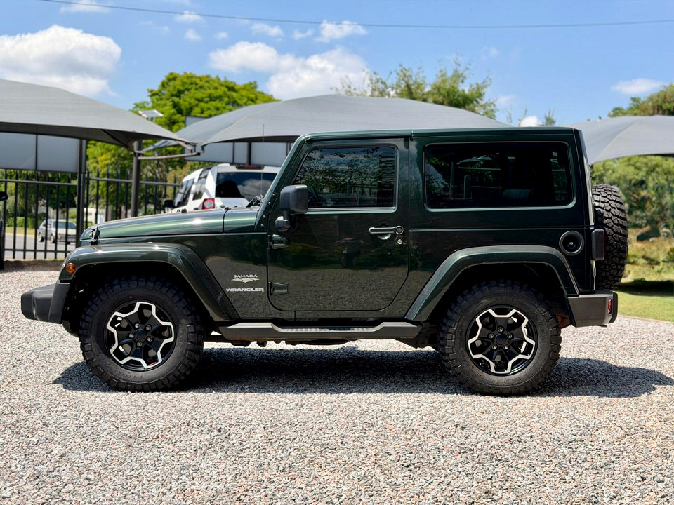 Jeep Wrangler 3.8L Sahara, image 2