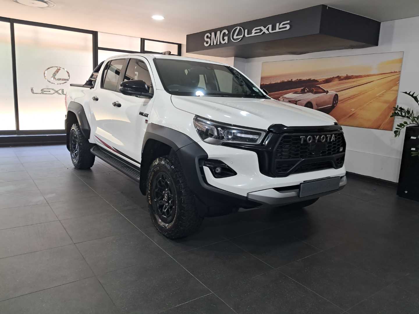 TOYOTA HILUX 2.8 GD-6 GR-S 4X4 A/T P/U D/C, image 1