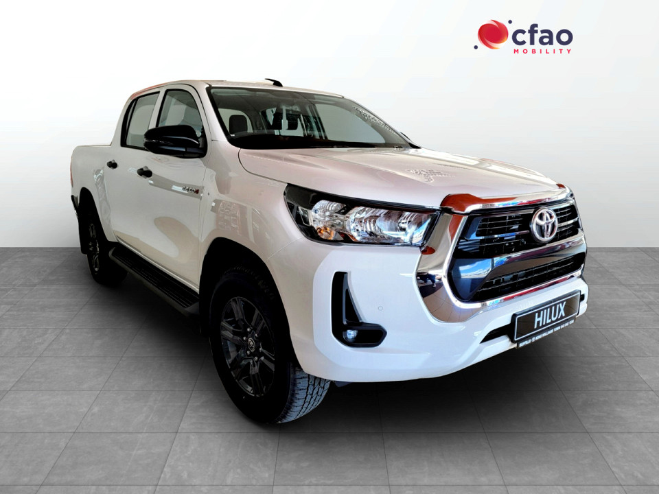 Toyota Hilux Double Cab  2.4GD6 4X4 Raider MT, image 1
