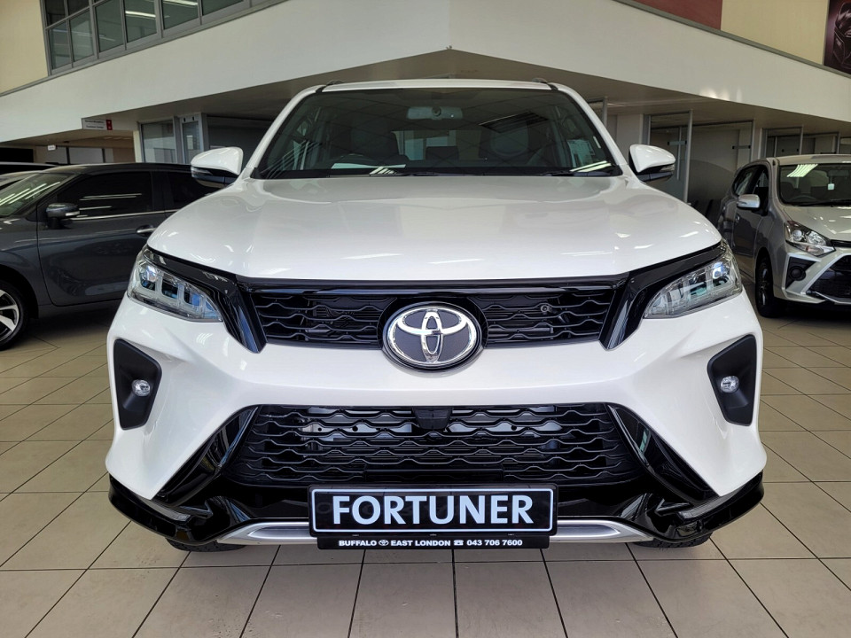 TOYOTA FORTUNER 2.8GD-6 4X4 A/T, image 2