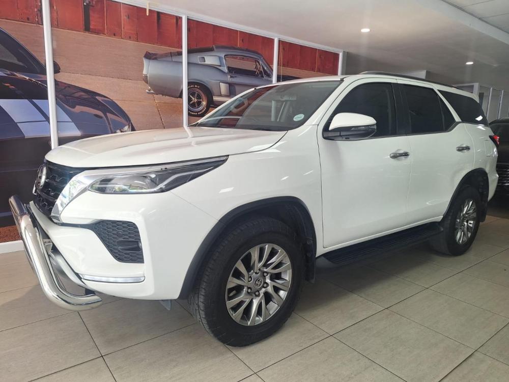 Toyota Fortuner 2.8GD-6 R/B VX A/T, image 1