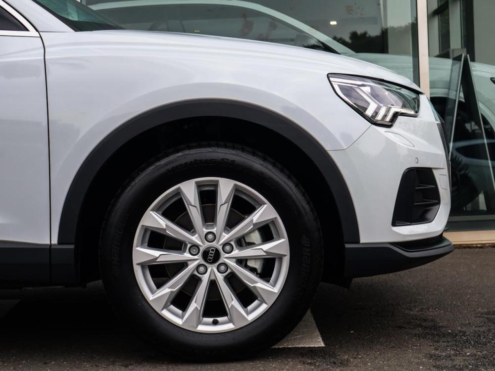 Audi Q3 Urban Edition 35 TFSI S tronic, image 2