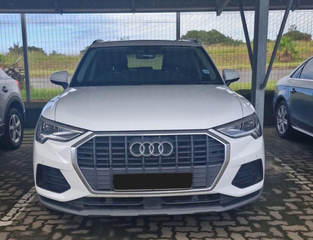 Audi Q3 35TFSI S Tronic Urban Edition, image 2