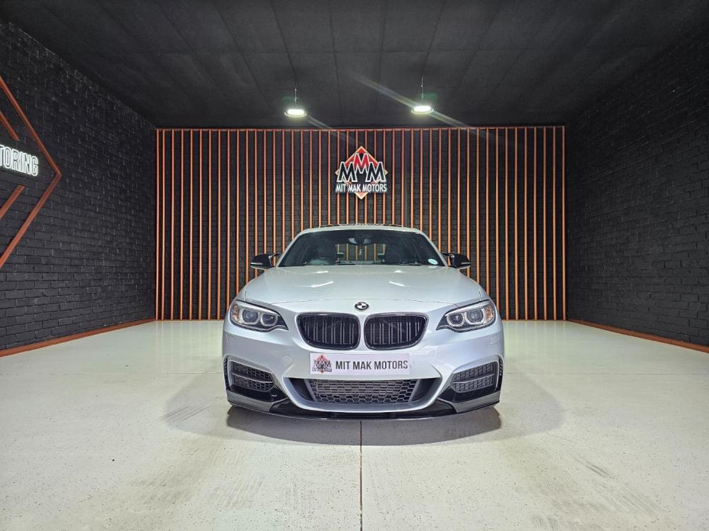 BMW M235i coupe auto, image 2