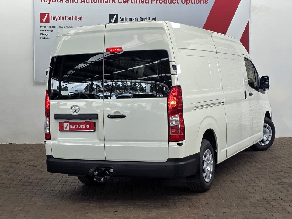 TOYOTA QUANTUM 2.8 SLWB F/C P/V, image 2