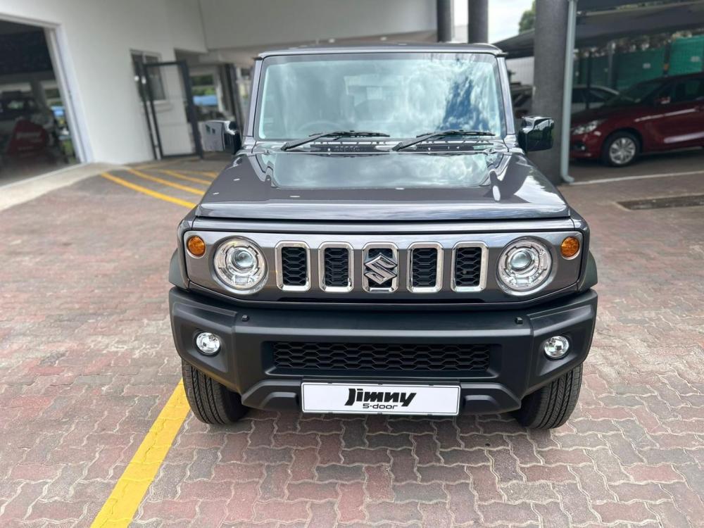 Suzuki Jimny 1.5 GLX 5Dr, image 2
