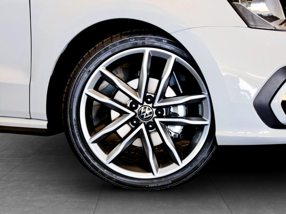 VOLKSWAGEN POLO VIVO 1.0 TSI GT (5DR), image 2