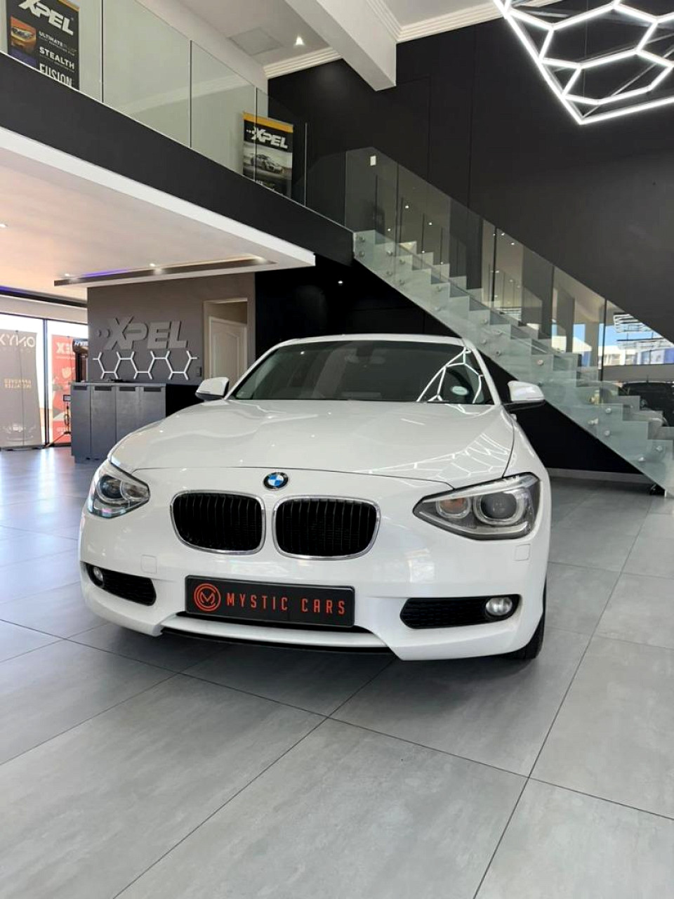 BMW 116i 5DR A/T (F20), image 2