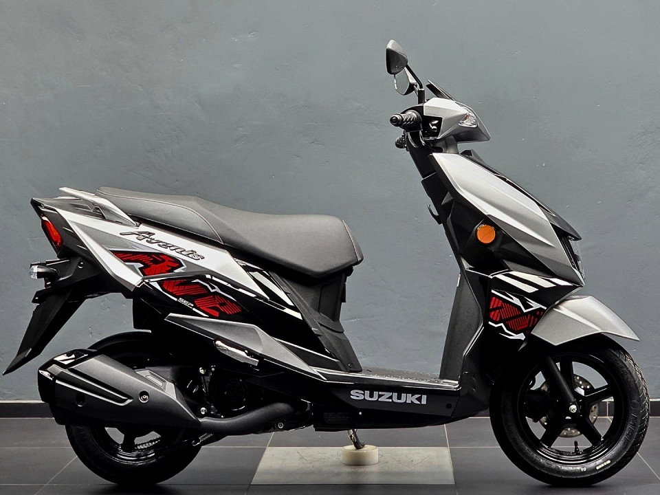 SUZUKI UN125 Avenis, image 2