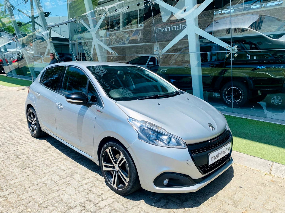 PEUGEOT 208 1.2T PURETECH GT LINE 5DR, image 1