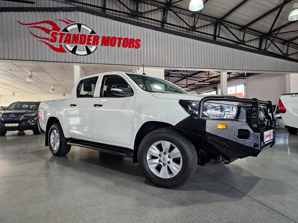 TOYOTA HILUX 2.4 GD-6 SRX 4X4 P/U D/C, image 2