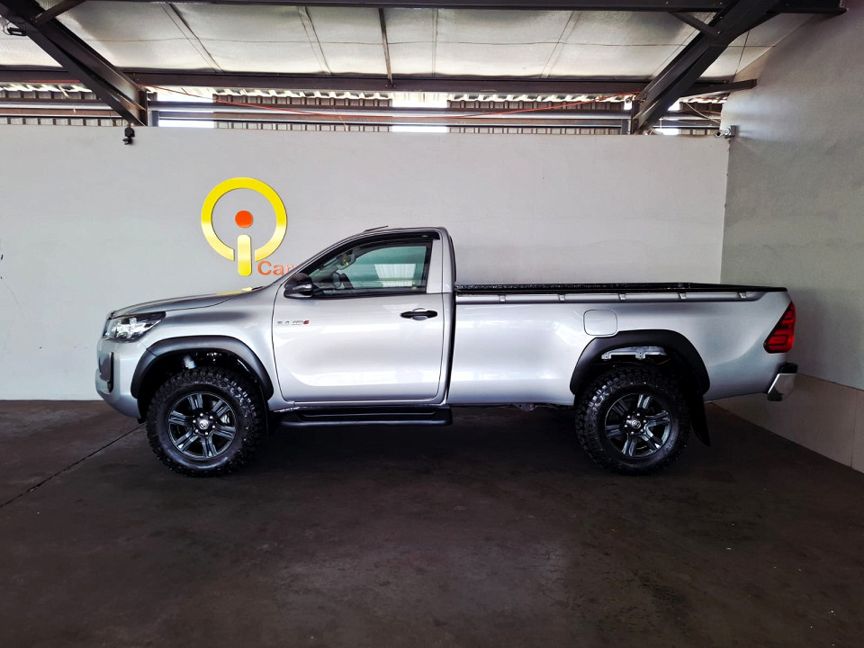 Toyota Hilux 2.4 GD-6 4X4 Raider 6AT, image 1