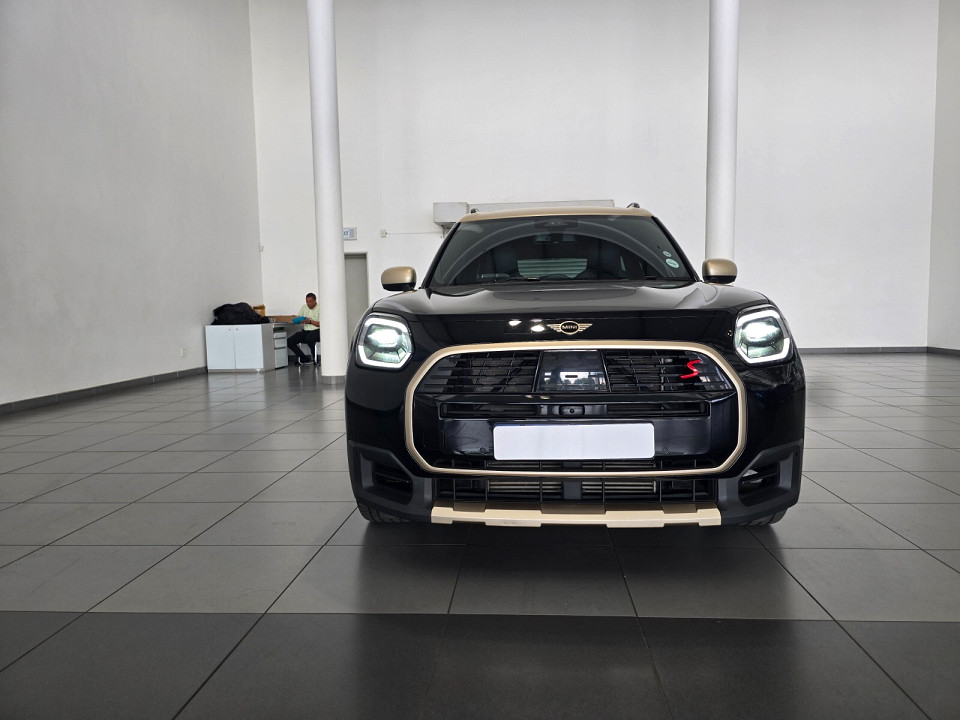 MINI COOPER COUNTRYMAN S ALL4 (U25), image 2