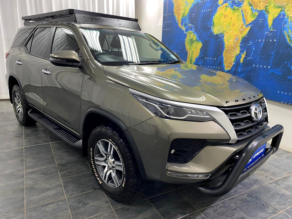 TOYOTA FORTUNER 2.4GD-6 4X4 A/T, image 1