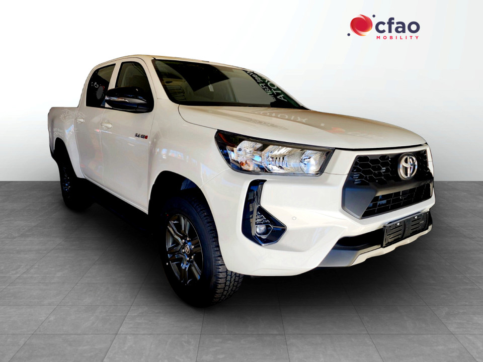 Toyota Hilux Double Cab 2.4GD6 RB Raider MT, image 1