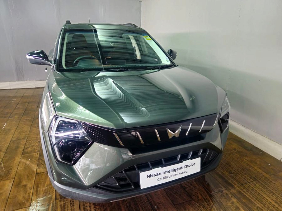 MAHINDRA XUV3XO 1.2T AX5 A/T, image 2