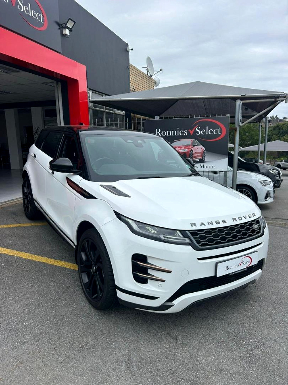 LAND ROVER EVOQUE 2.0D HSE R-DYNAMIC 147KW (D200), image 2