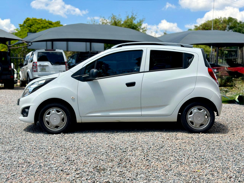 Chevrolet Spark 1.2 L 5DR, image 2