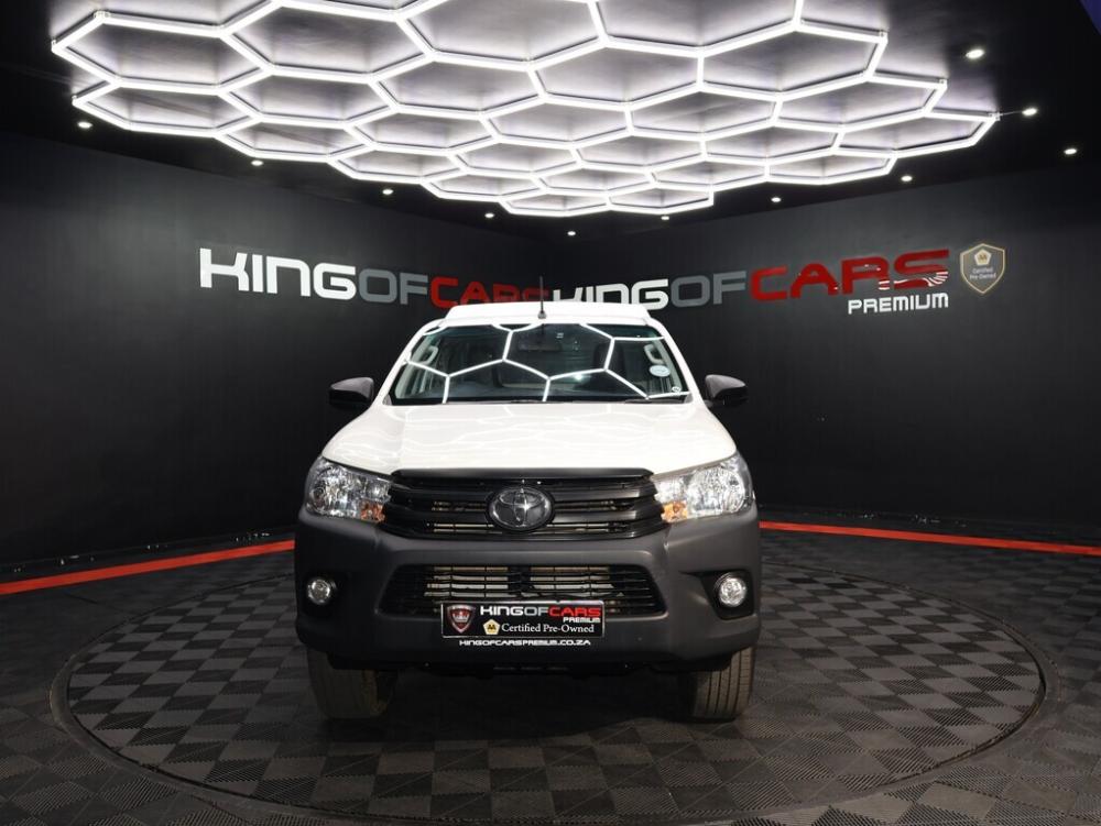 Toyota Hilux 2.4 GD-6 RB SR 6MT, image 2