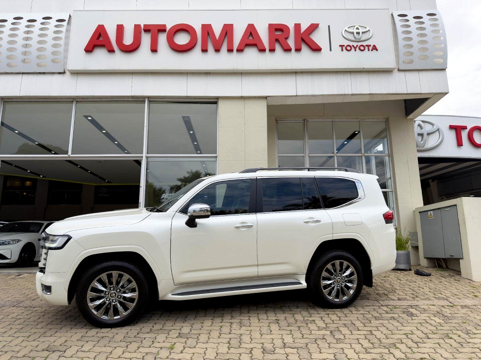 TOYOTA LANDCRUISER 300 V6 3.3D ZX, image 1