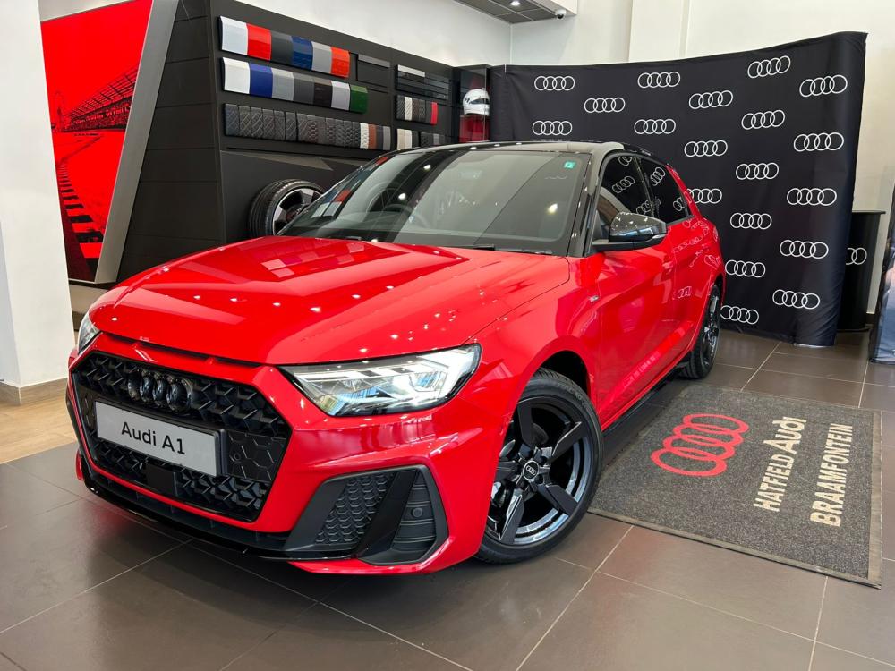 AUDI A1 SPORTBACK 30 TFSI BLACK EDITION S-TRONIC, image 1