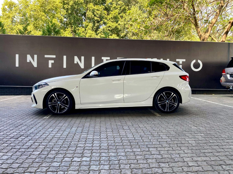 BMW 118i M Sport, image 2