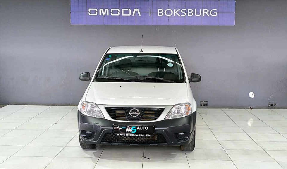 NISSAN NP200 1.6  A/C SAFETY PACK P/U S/C, image 2