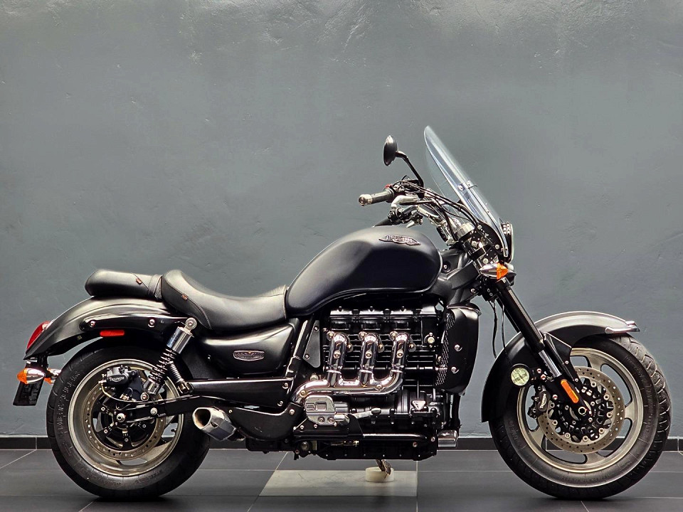 TRIUMPH ROADSTER 2.3, image 2