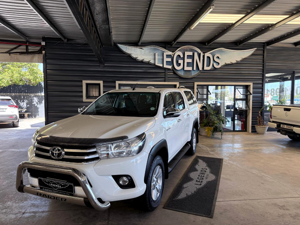 Toyota Hilux 2.8GD-6 double cab Raider auto, image 1