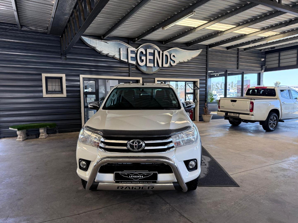 Toyota Hilux 2.8GD-6 double cab Raider auto, image 2