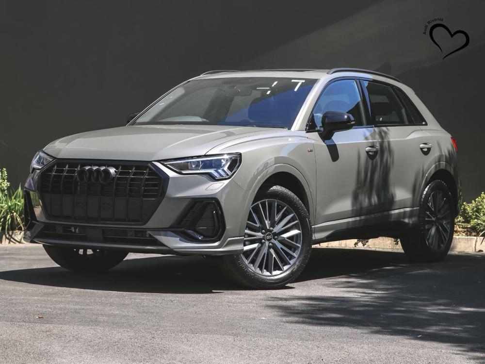 Audi Q3 35 TFSI S tronic Black Edition, image 1