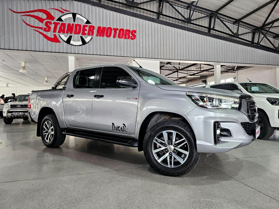 Toyota Hilux 2.8GD-6 double cab Raider auto, image 2