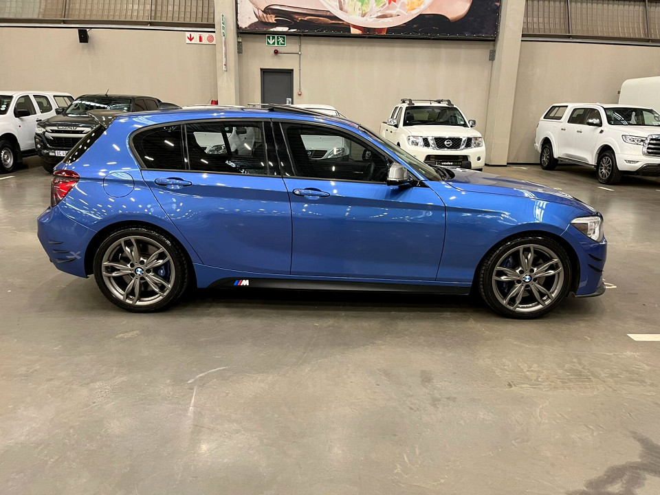 BMW M135i 5-door auto, image 2
