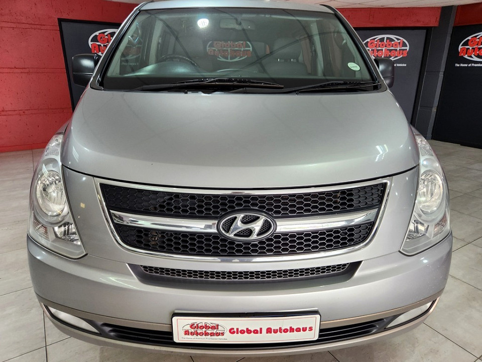 HYUNDAI H-1 2.5 CRDI (VGT) WAGON A/T, image 2