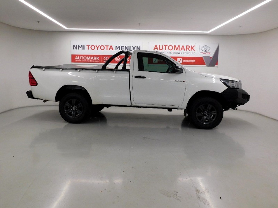 Toyota Hilux 2.4 GD-6 4X4 Raider 6AT, image 2