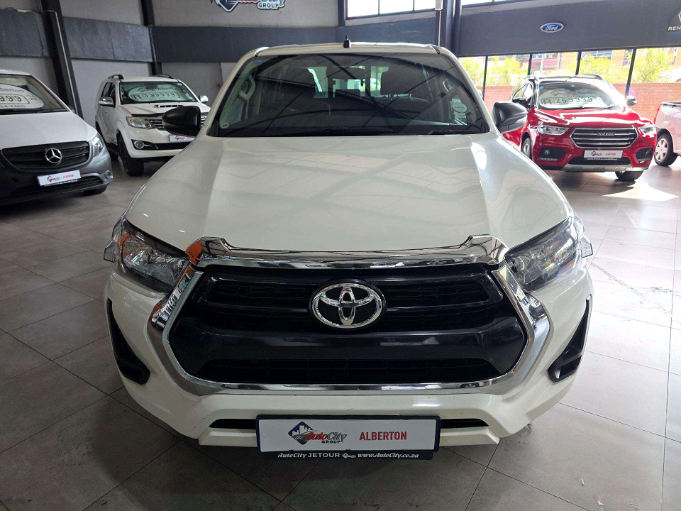 Toyota Hilux Double Cab  2.4GD6 RB Raider AT, image 2