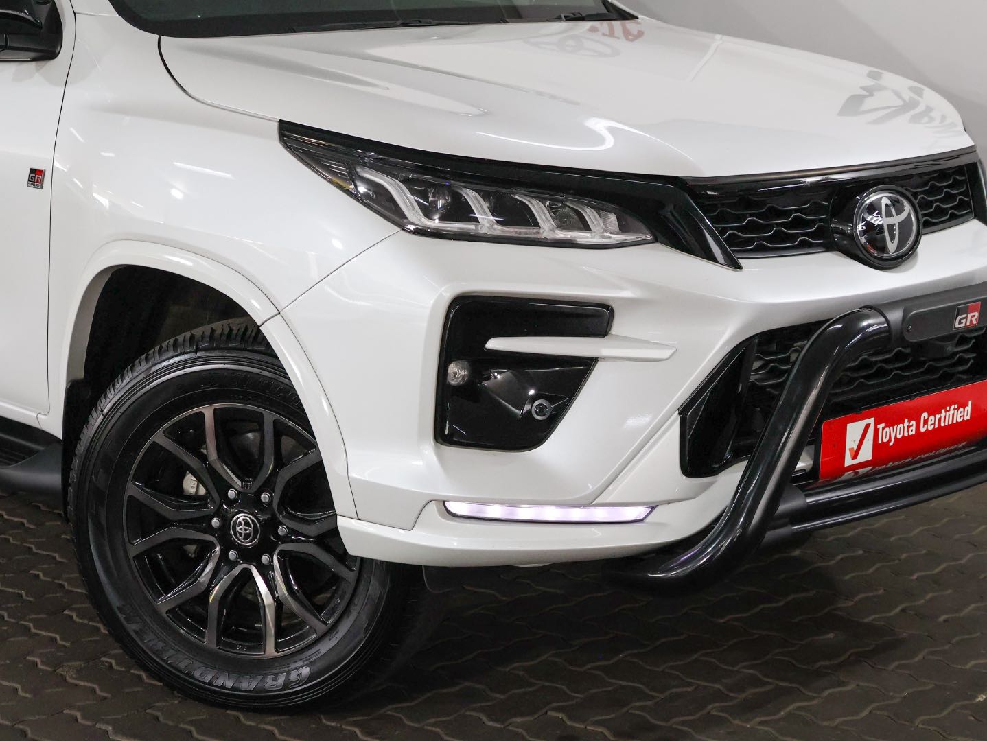 TOYOTA FORTUNER 2.8GD-6 4X4 GR-S A/T, image 2