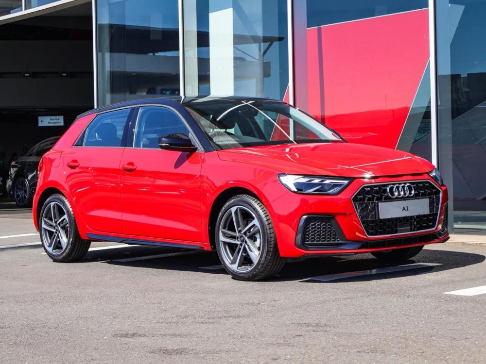 AUDI A1 SPORTBACK 30 TFSI ADVANCED S-TRONIC, image 1